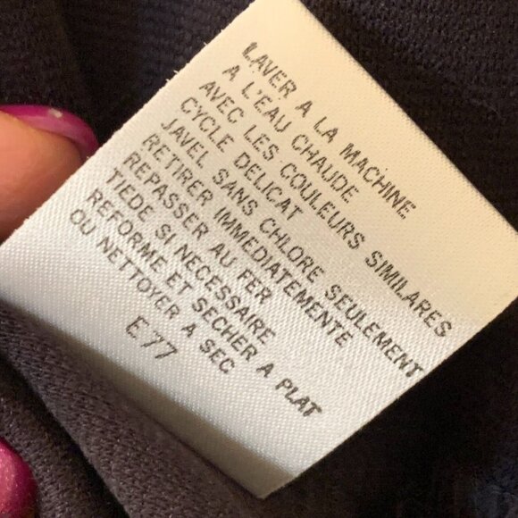 LizSport Stretch A-Line Black Skirt Gold Buttons Sz 10 Flared Knee Length - Picture 8 of 10